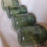 4 identical 1l green solidex jars