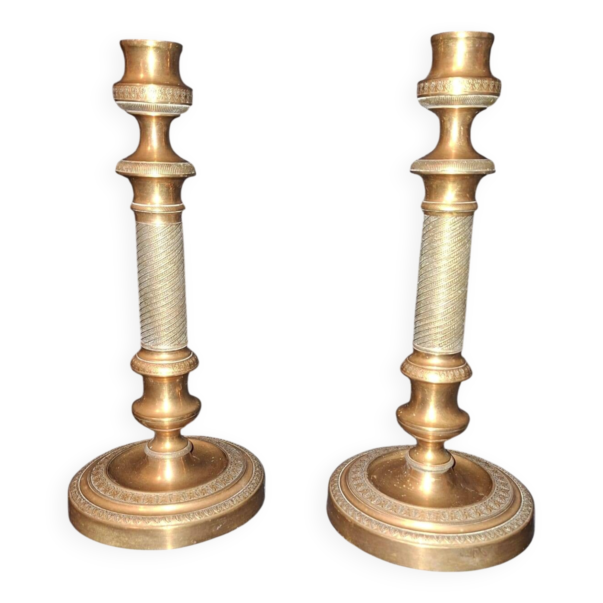 Pair of large 19th-century guilloché brass candlesticks - Louis XVI / Napoleon