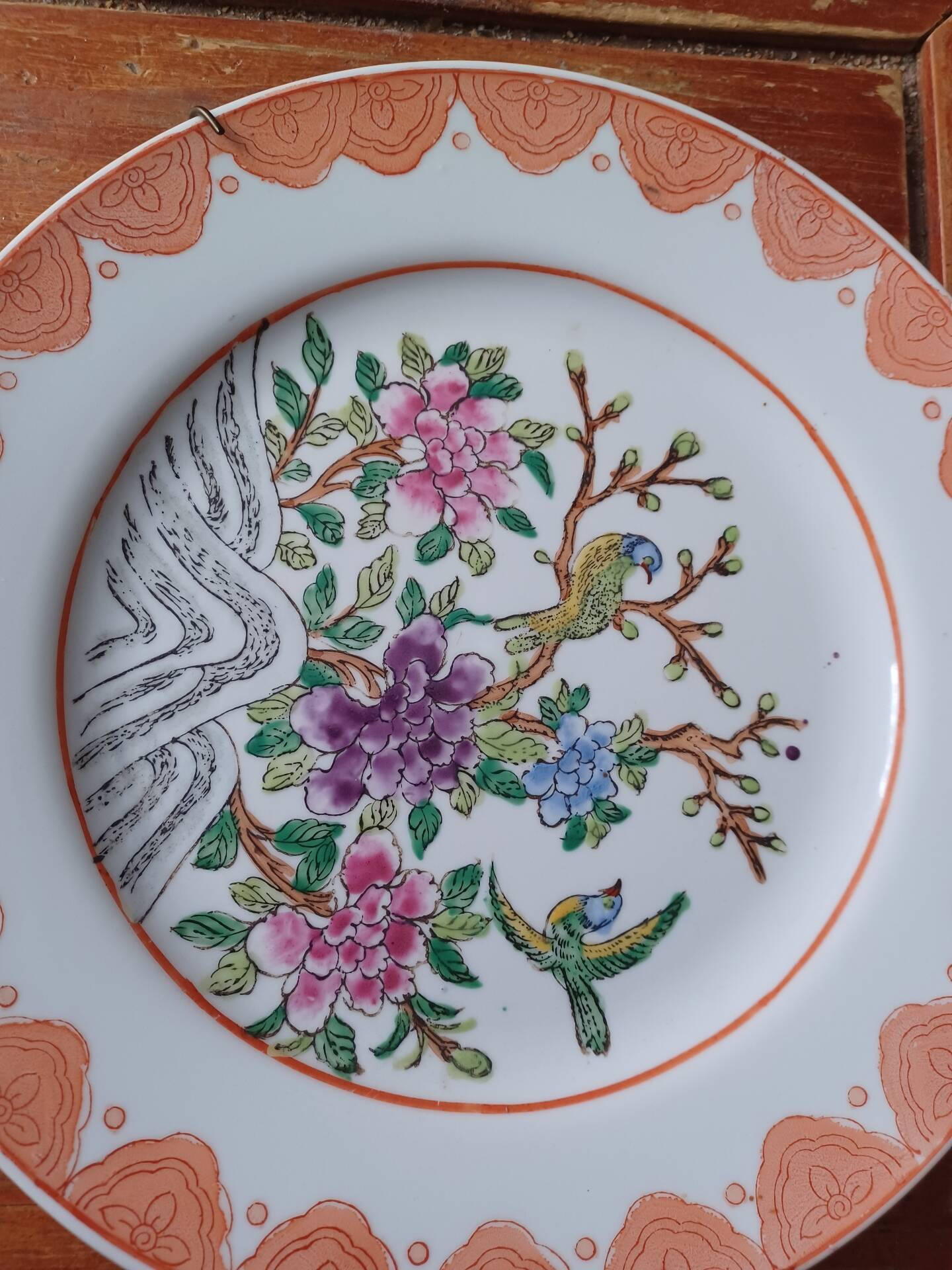 Decorative porcelain plate
