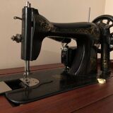 Meuble machine à coudre