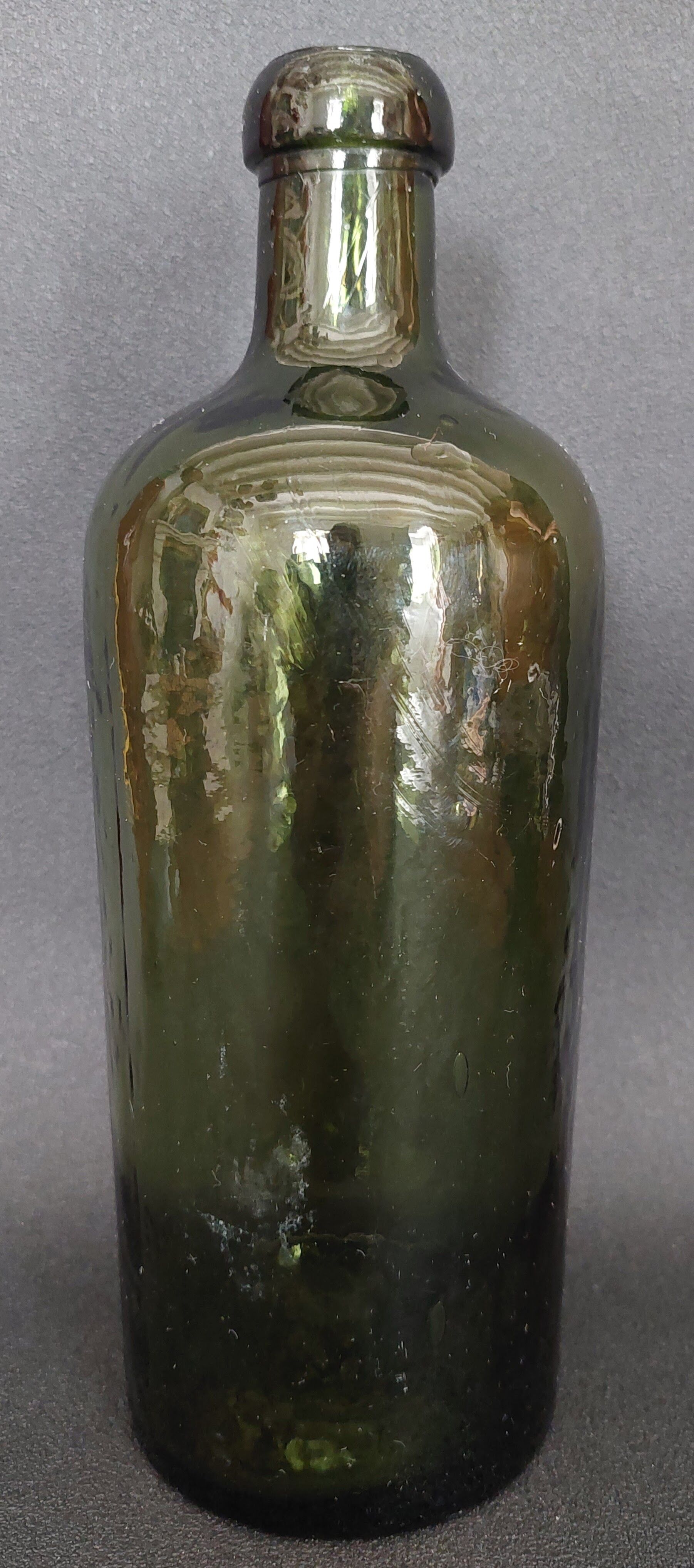 Old glass bottle Hunyadi Janos Bitterquelle early 10th century
