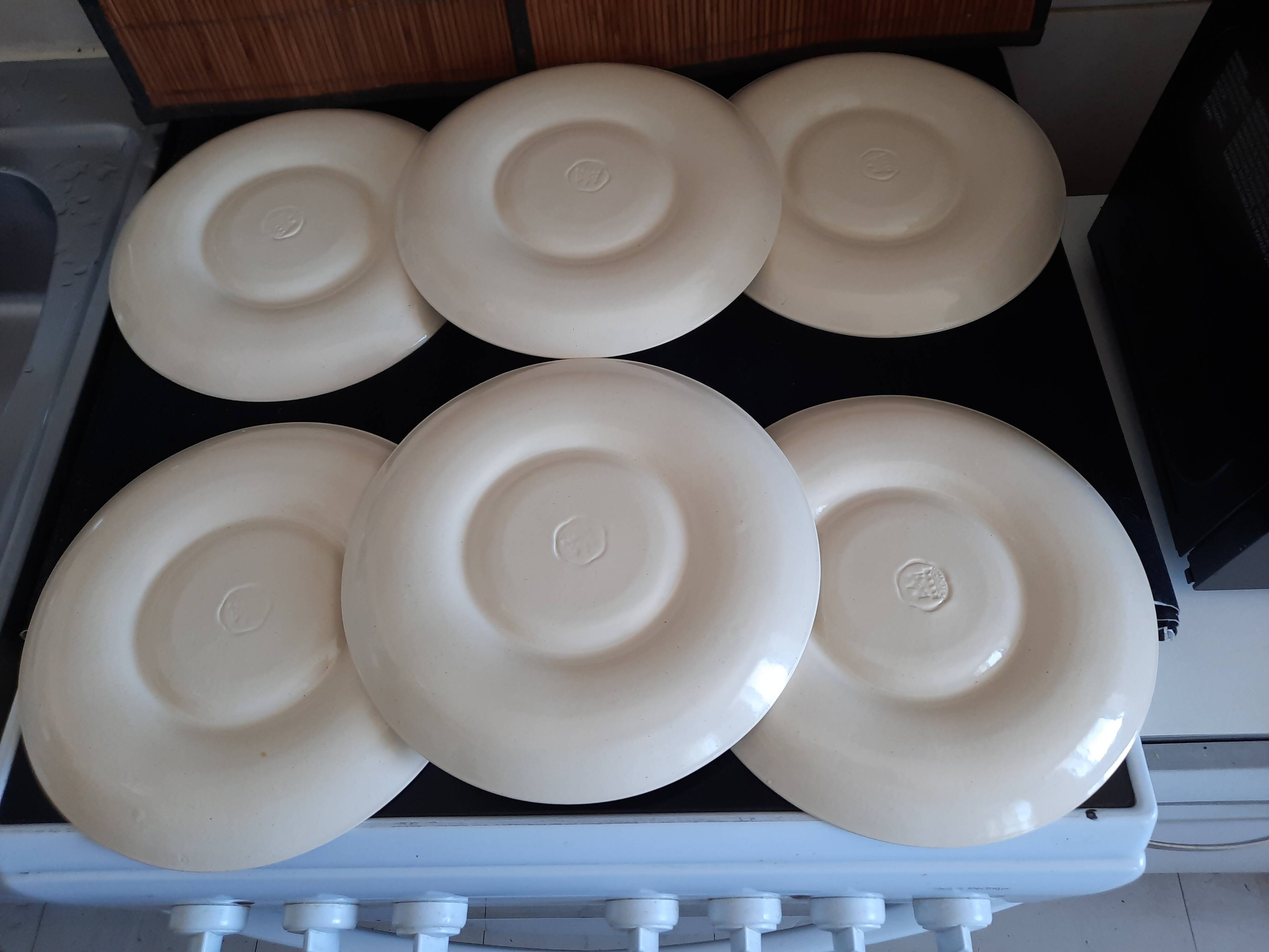 Set of 6 Vintage Mimosa Egg Plates – Speckled Cream Ceramic