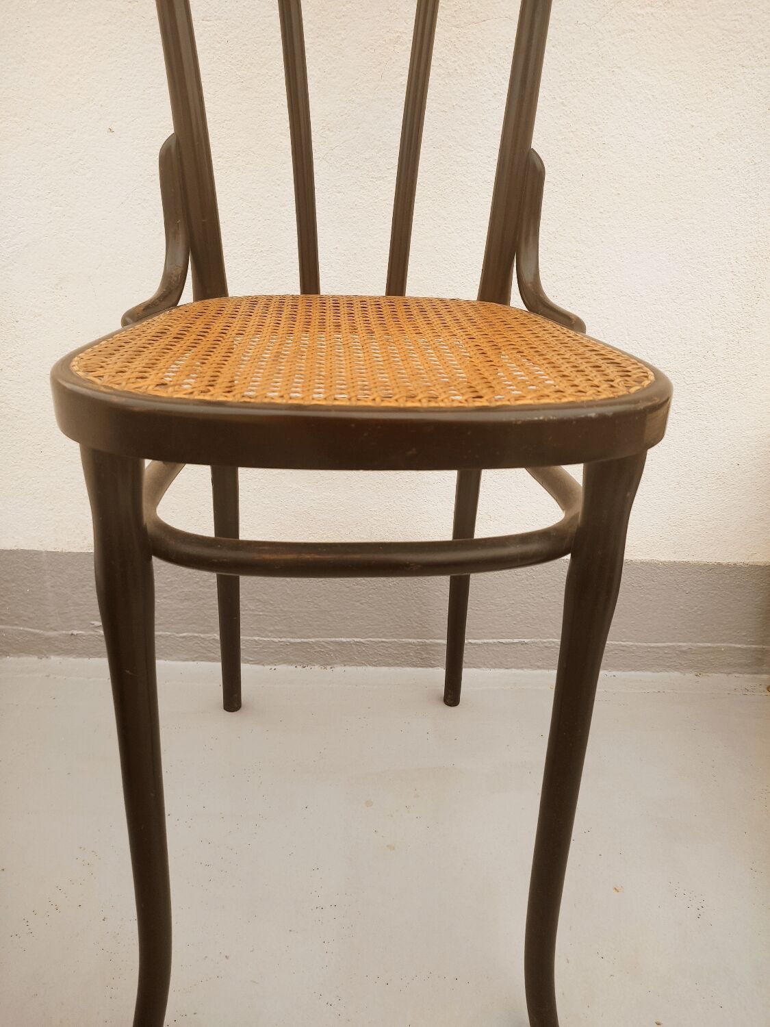 Thonet curved wooden bar chair