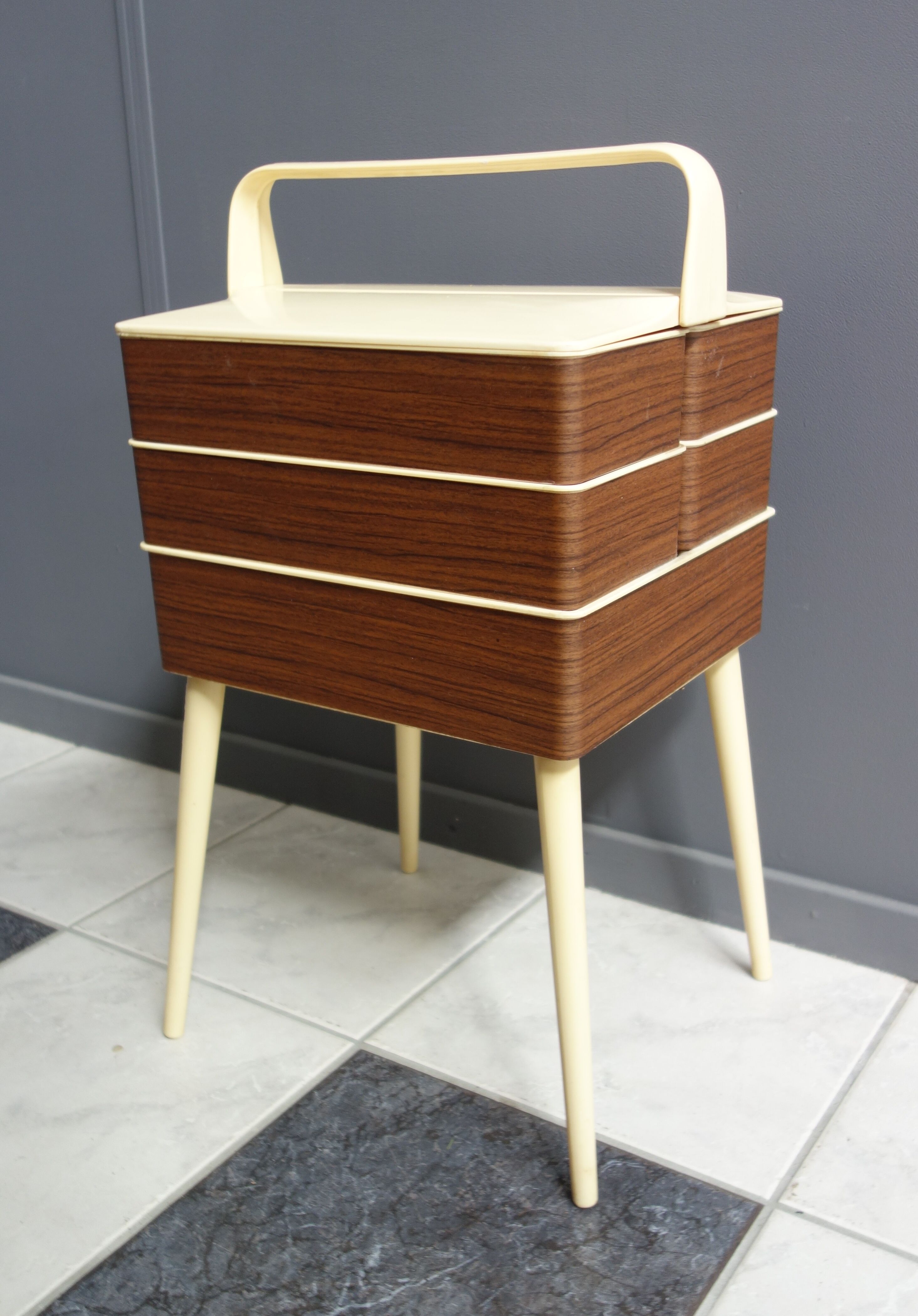 Sewingbox 1960s on four legs