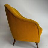 Mid-Century Italian Velvet Armchair in the style of Gio Ponti Style, 1950s