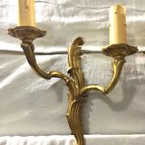 Paire d’appliques 2 lumières bronze St Louis XV
