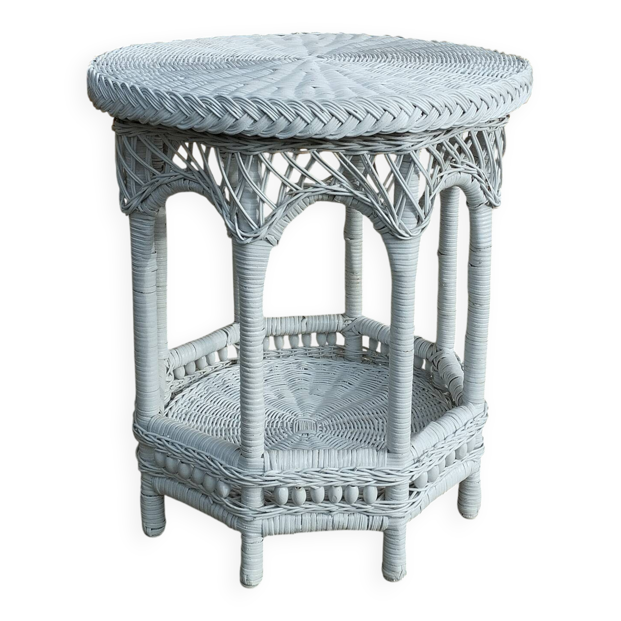 ROUND COFFEE TABLE IN WHITE RATTAN