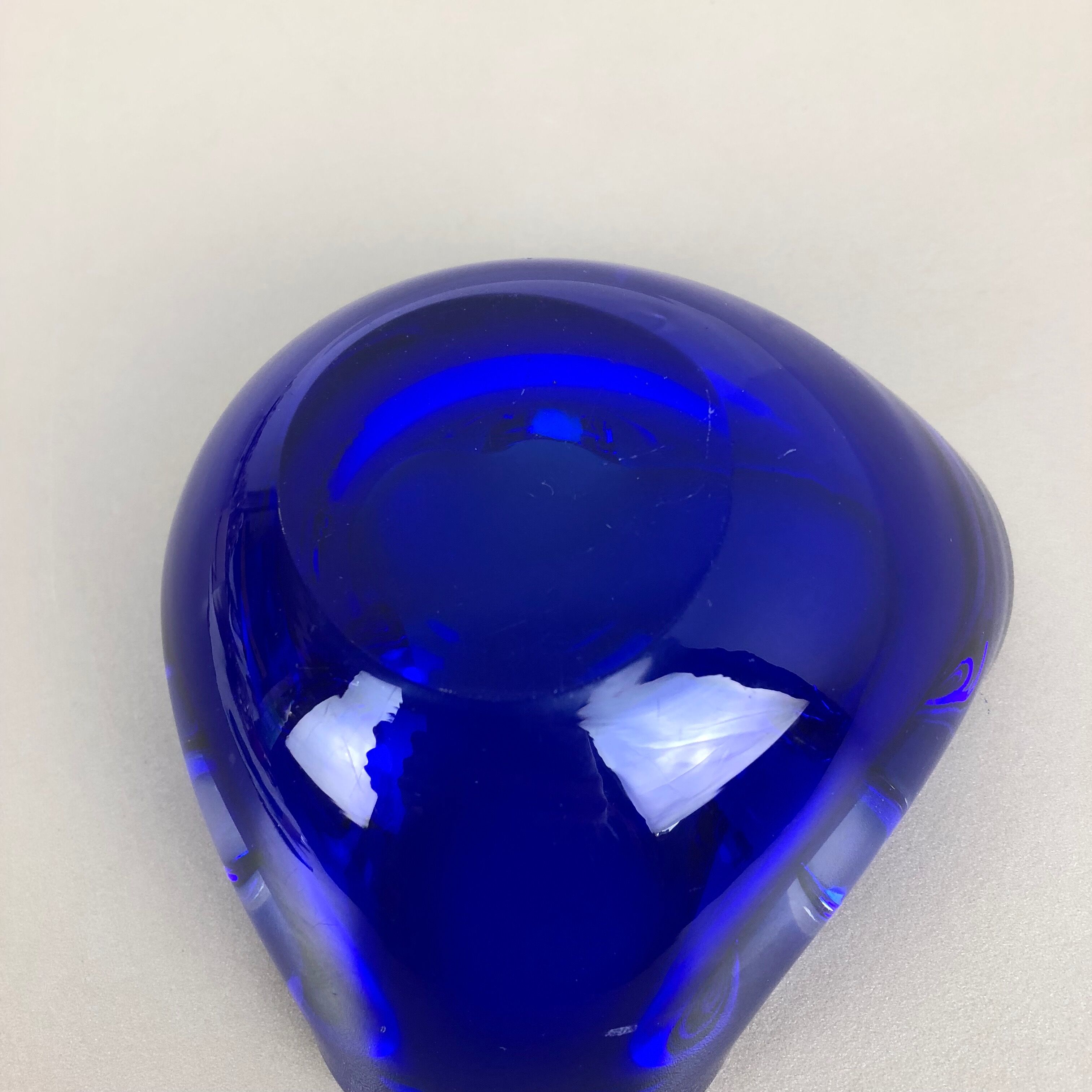 Heavy Murano Glass "Blue" Bowl Element Shell Ashtray Murano, Italy, 1970s