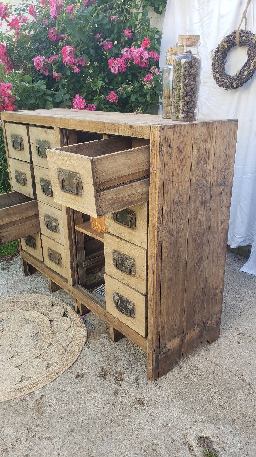 Trade furniture