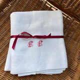 Set 6 embroidered napkins