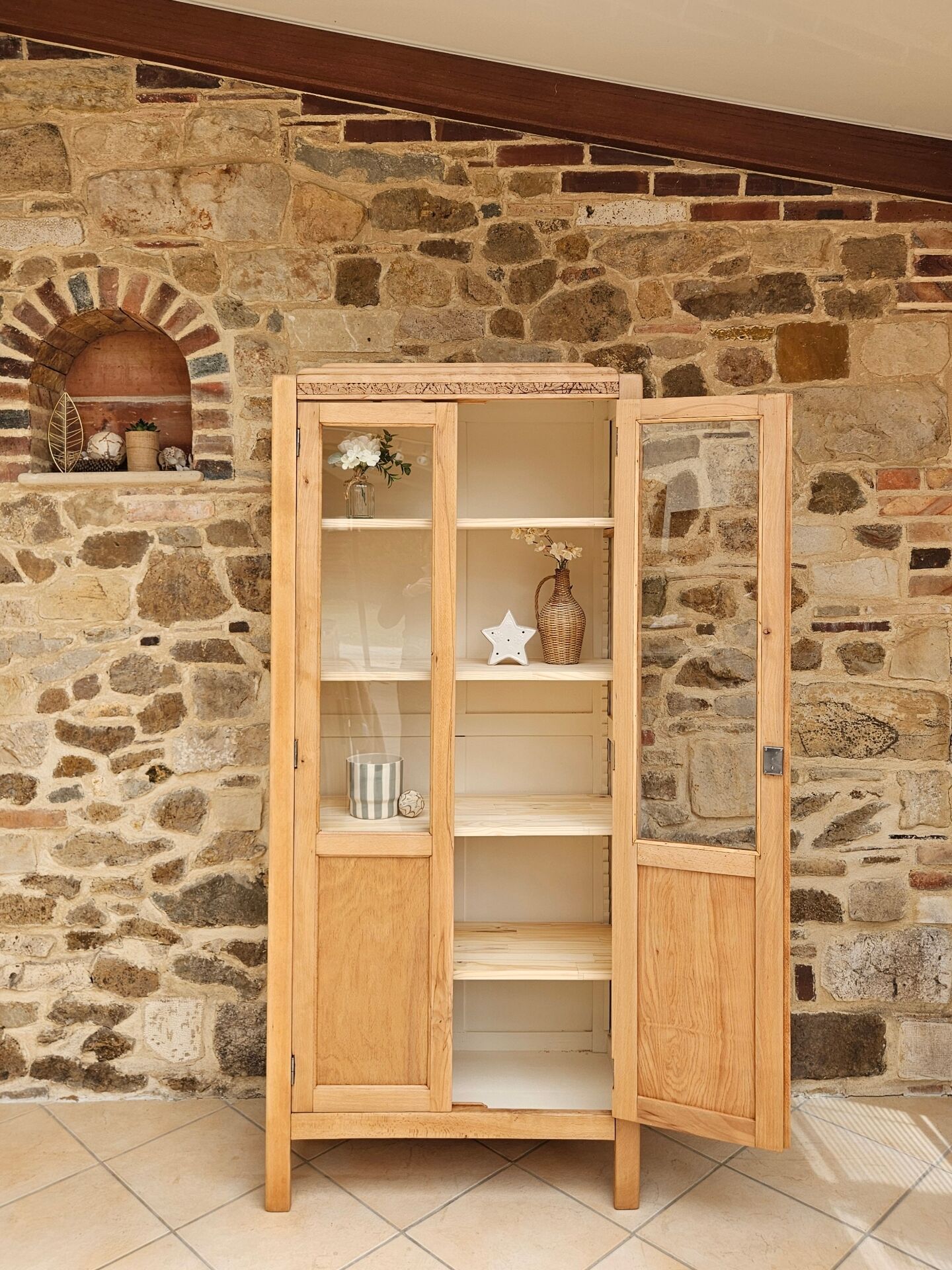 Art Deco display cabinet from Paris