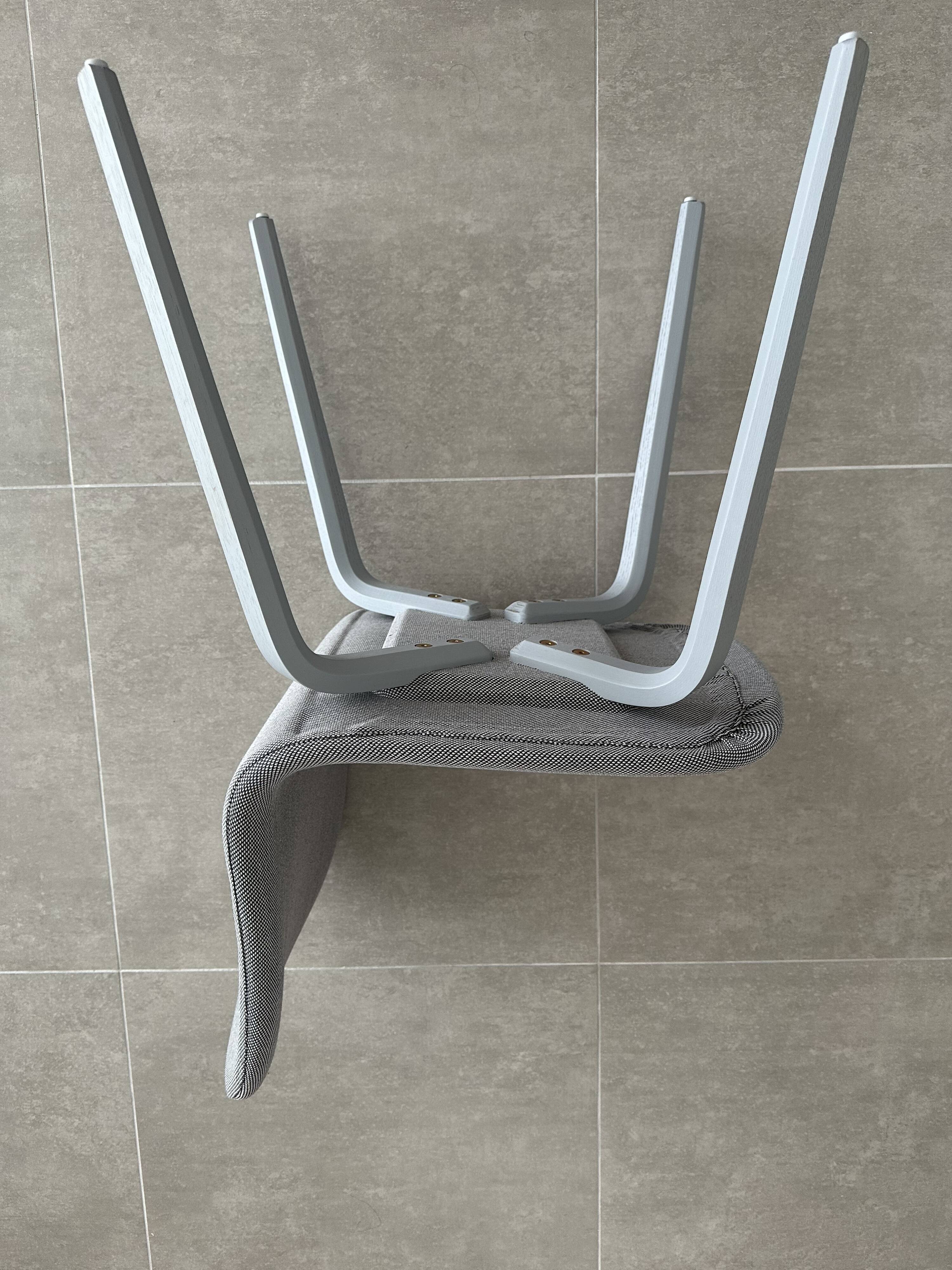 Muuto visu chair Wood base gray