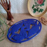 Cast iron underside fish patterns - Vintage