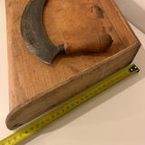 Board and its chopper