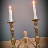 Duo of brass candlesticks 60