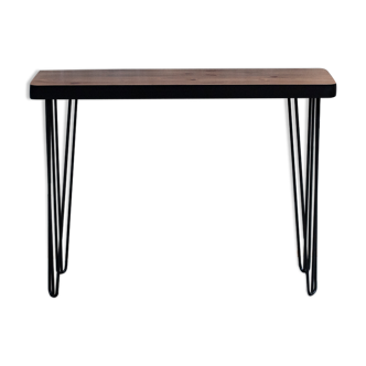 Solid wood console on black pins