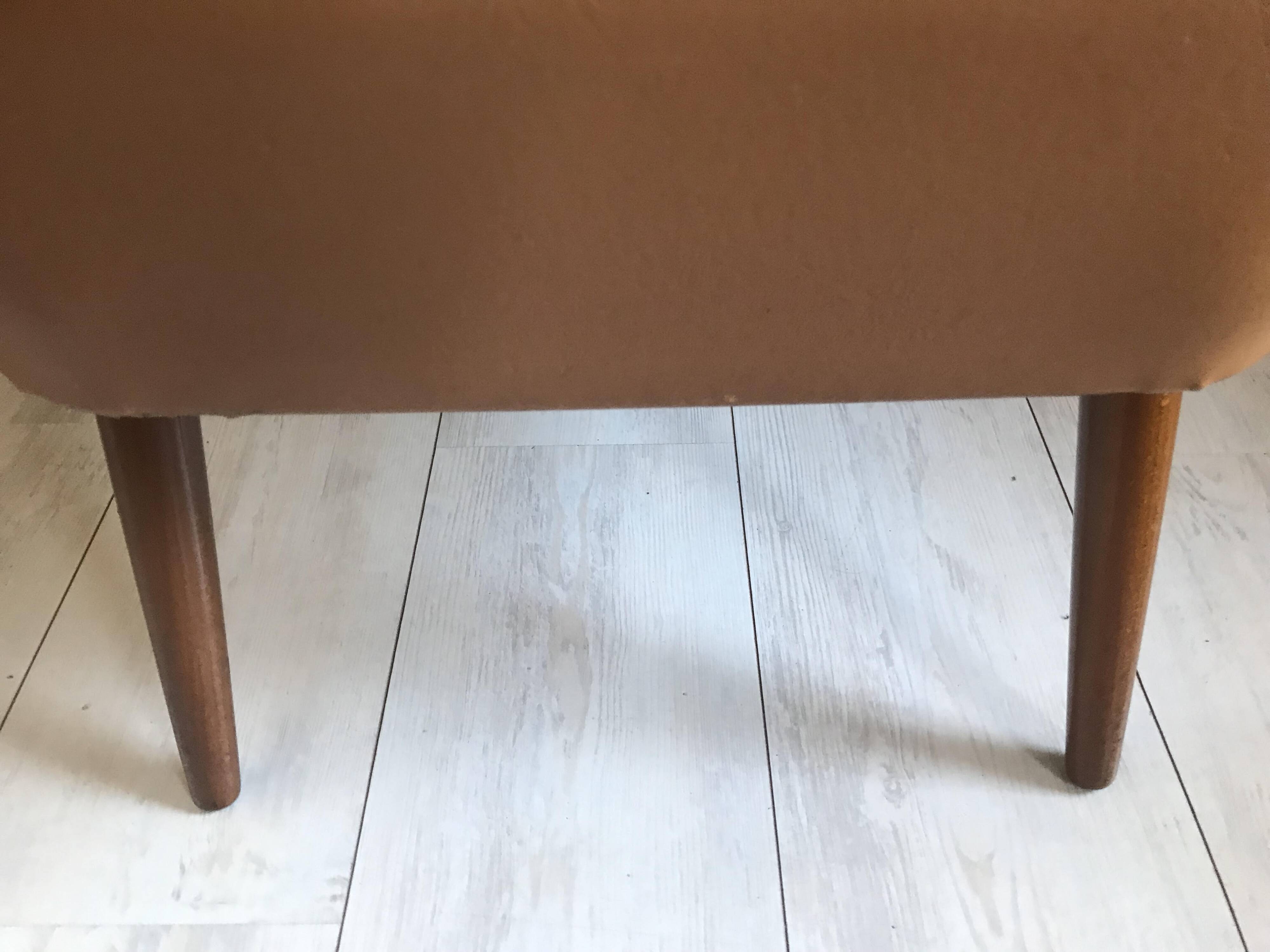 Fauteuil cocktail vintage avec skaï années 1960