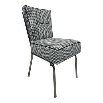 Chaise tubulaire en acier milieu du siècle par Jozsef Peresztegi