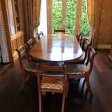 Table and chairs set