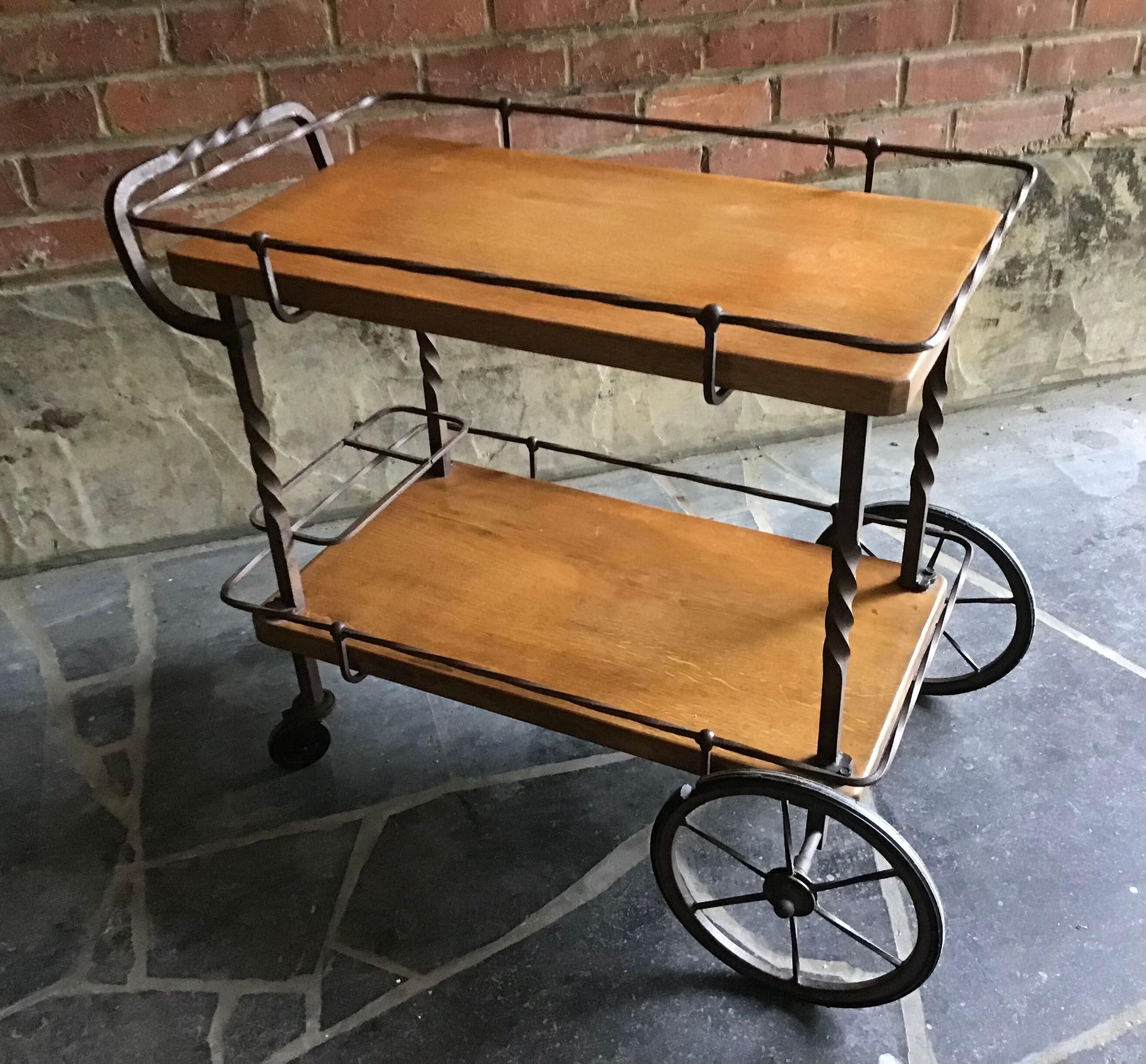 Rolling service in solid oak and wrought iron