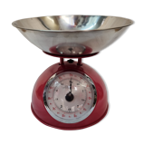 Household scale red