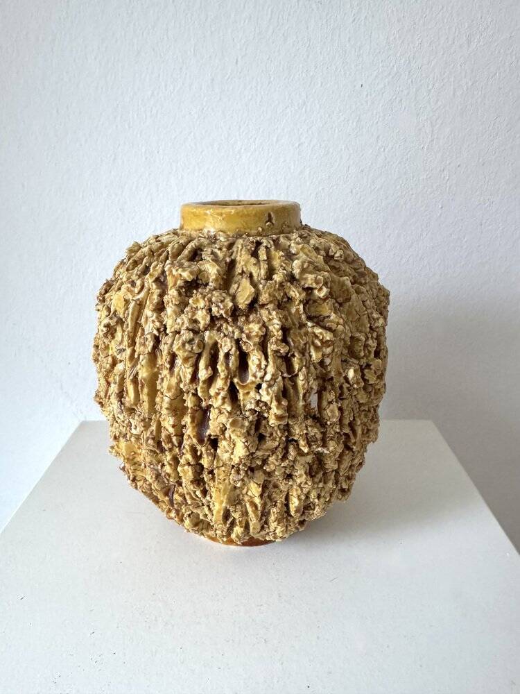 Gunnar Nylund, Hedgehog vase, Rörstrand, sweden 1960s