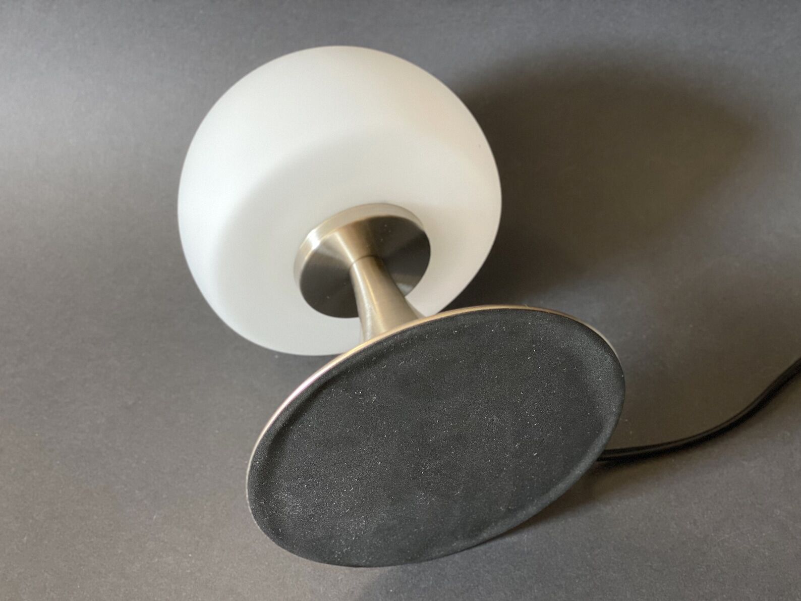 Vintage glass tip-touch mushroom table lamp / bed lamp