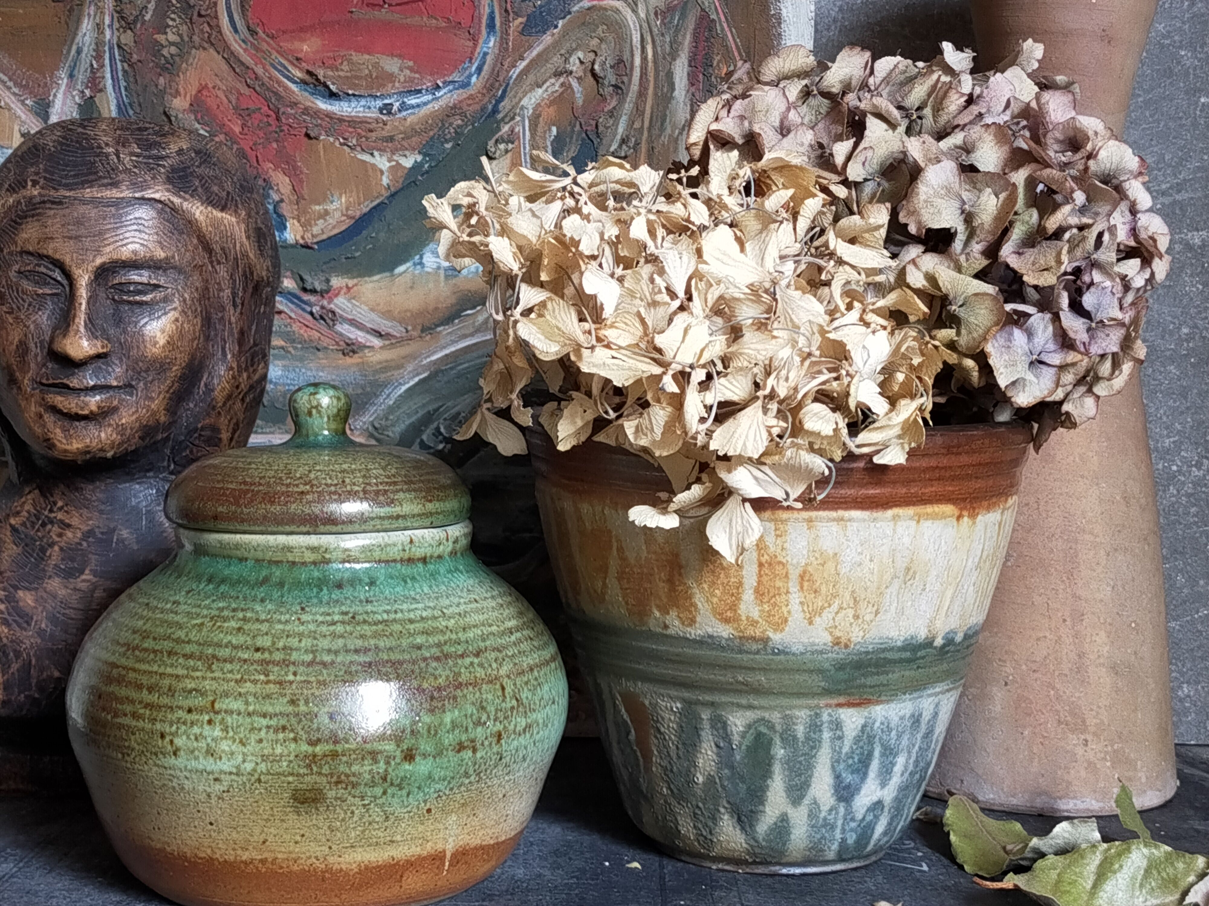 Vase bouquetière cache-pot sandstone enamelled with bouffioulx signed dubois