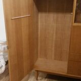 Secretary and Cabinet curio