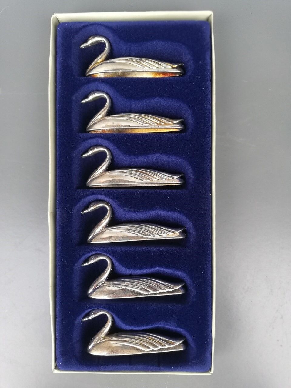 Set of 6 metal knife holders