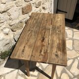Farm table