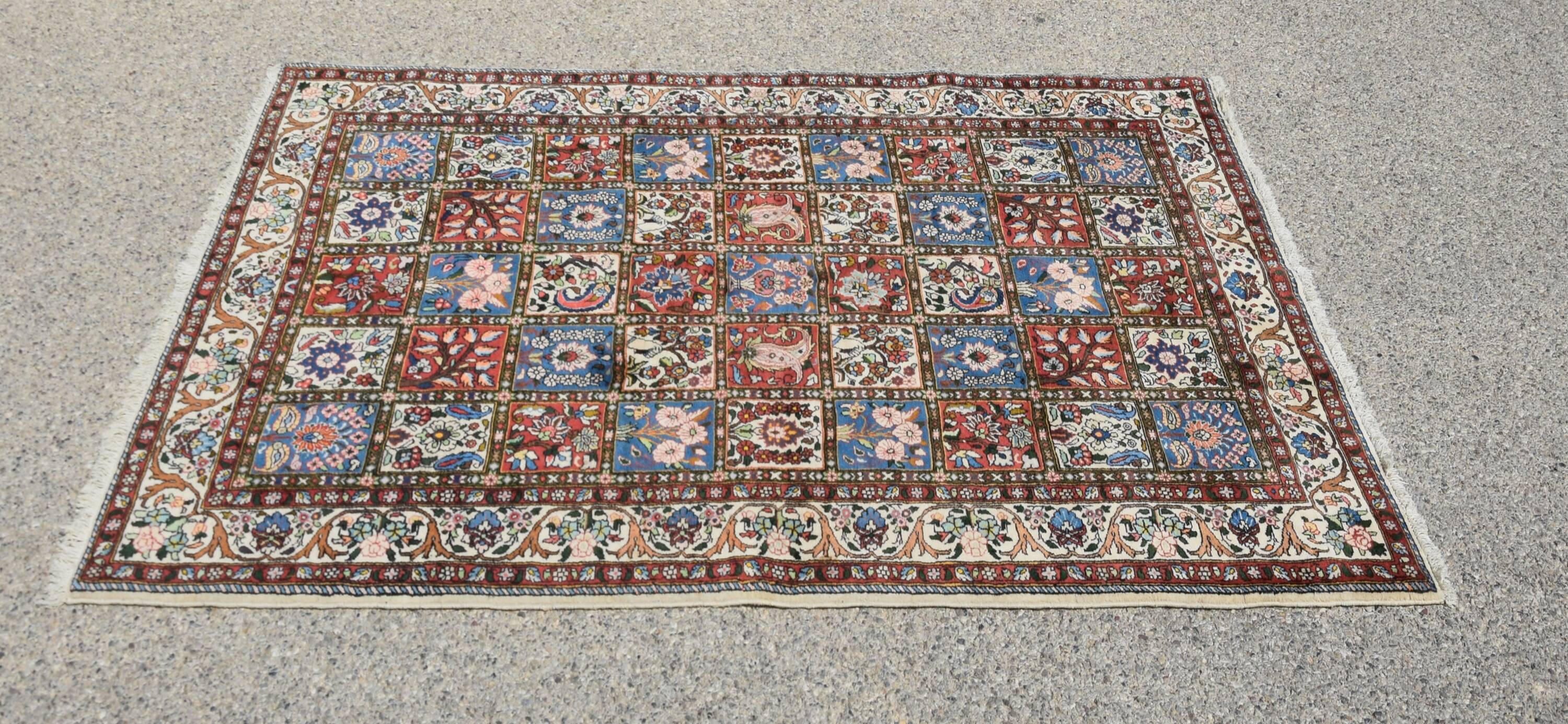 Oriental Persian Rug Iran Bakthiar Chaleshotor: 1.60 X 2.40 Meters