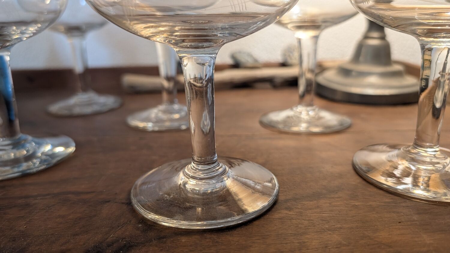 Coupes en verre ciselé années 50