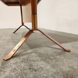 Table basse incurvée du milieu du siècle, années 1960