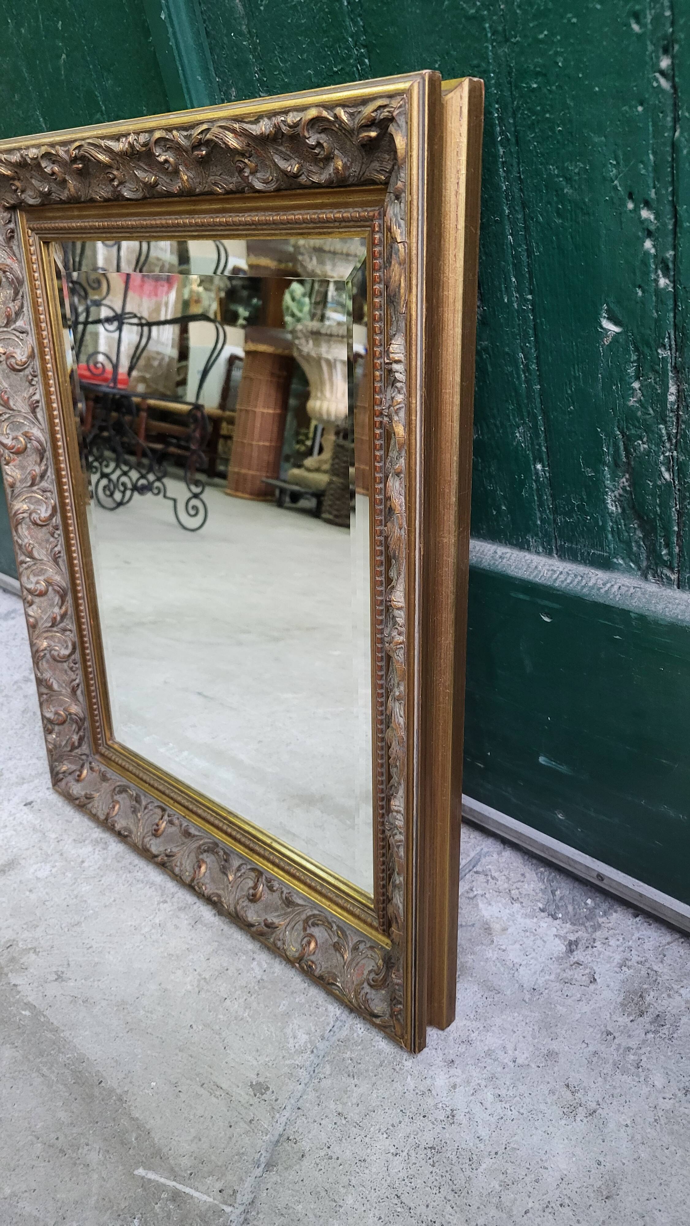 RECTANGULAR BEVELLED MIRROR