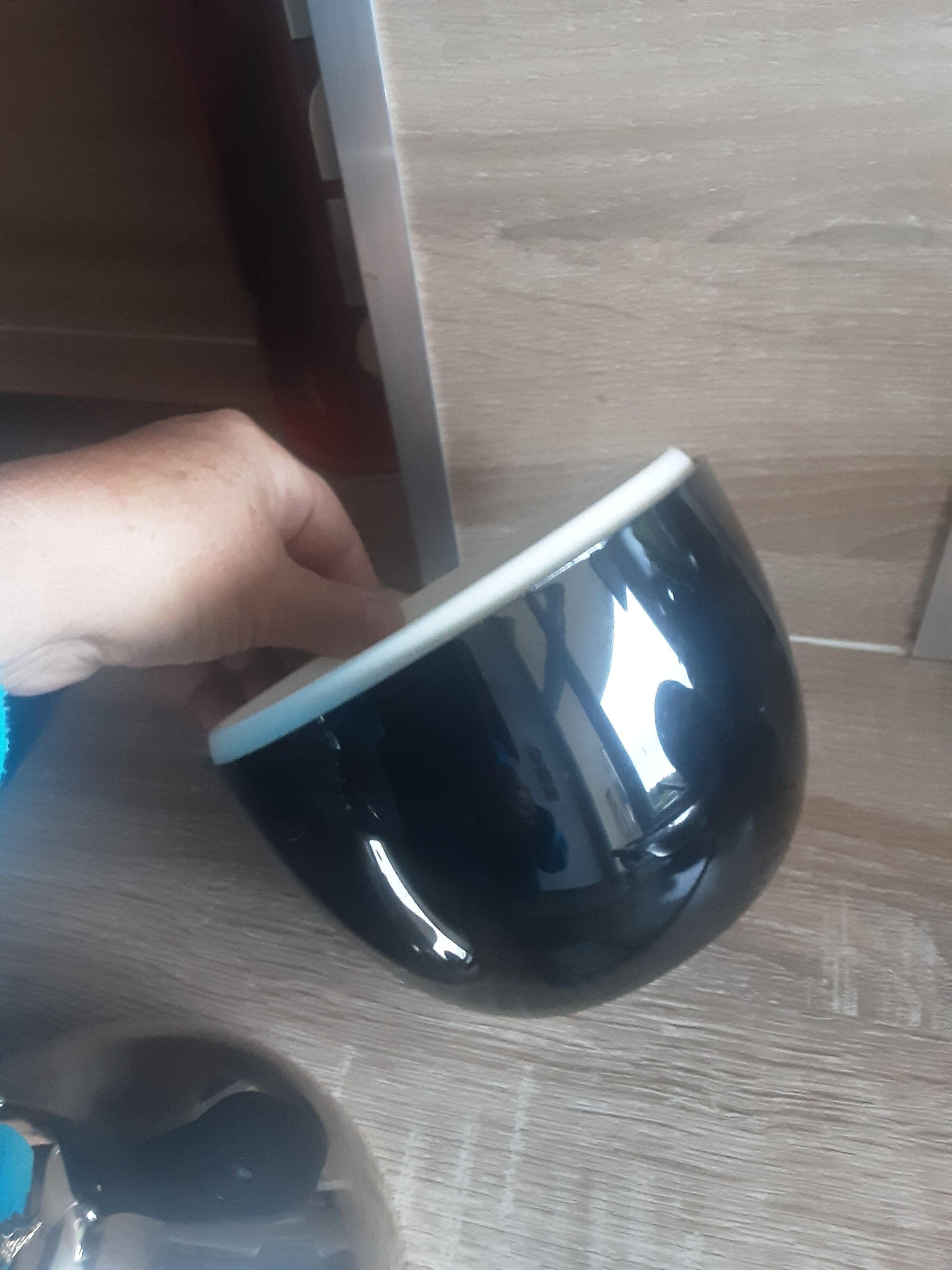 Metal and plastic ice seal - vintage