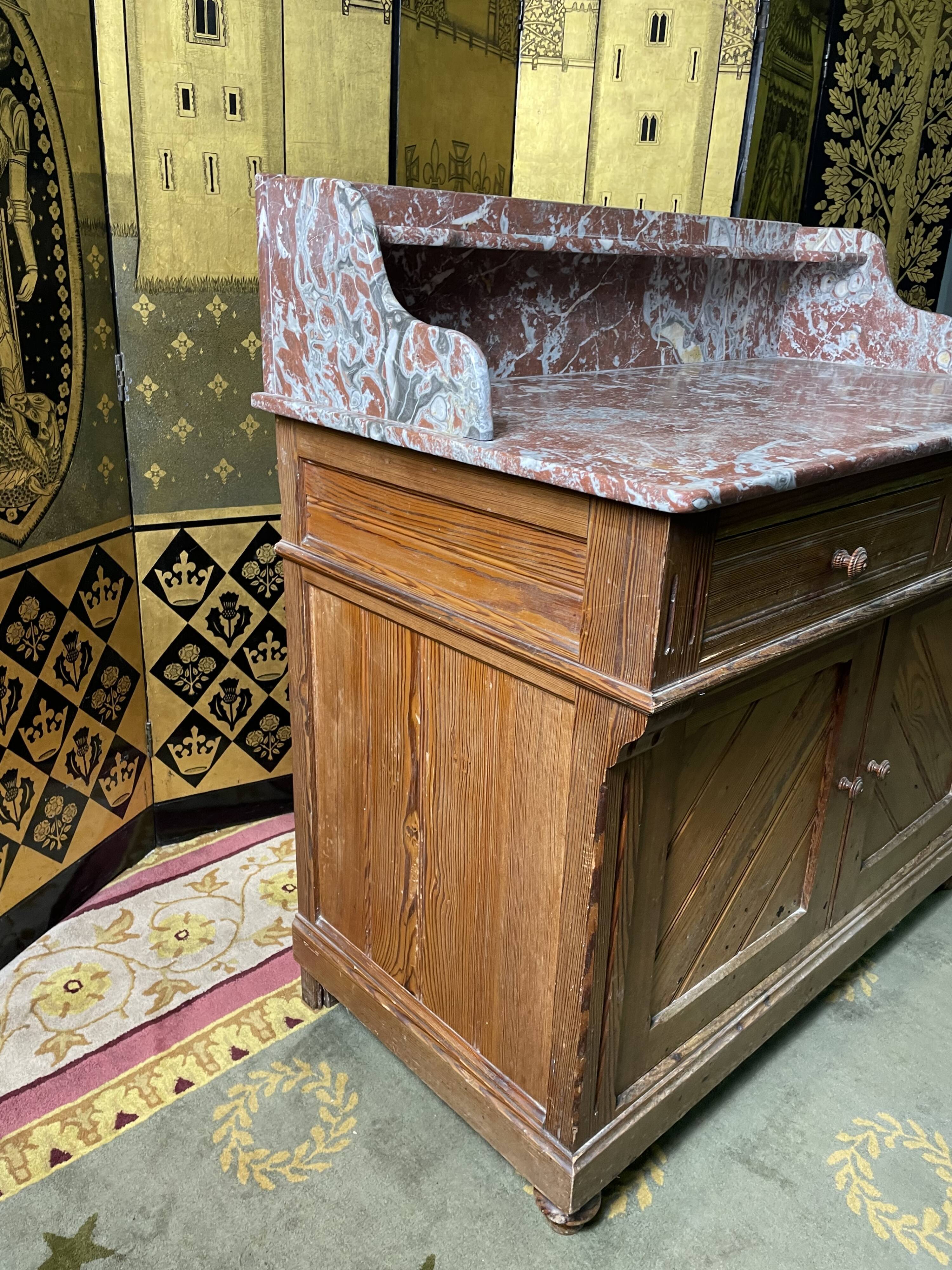 Bathroom cabinet in fir and marble