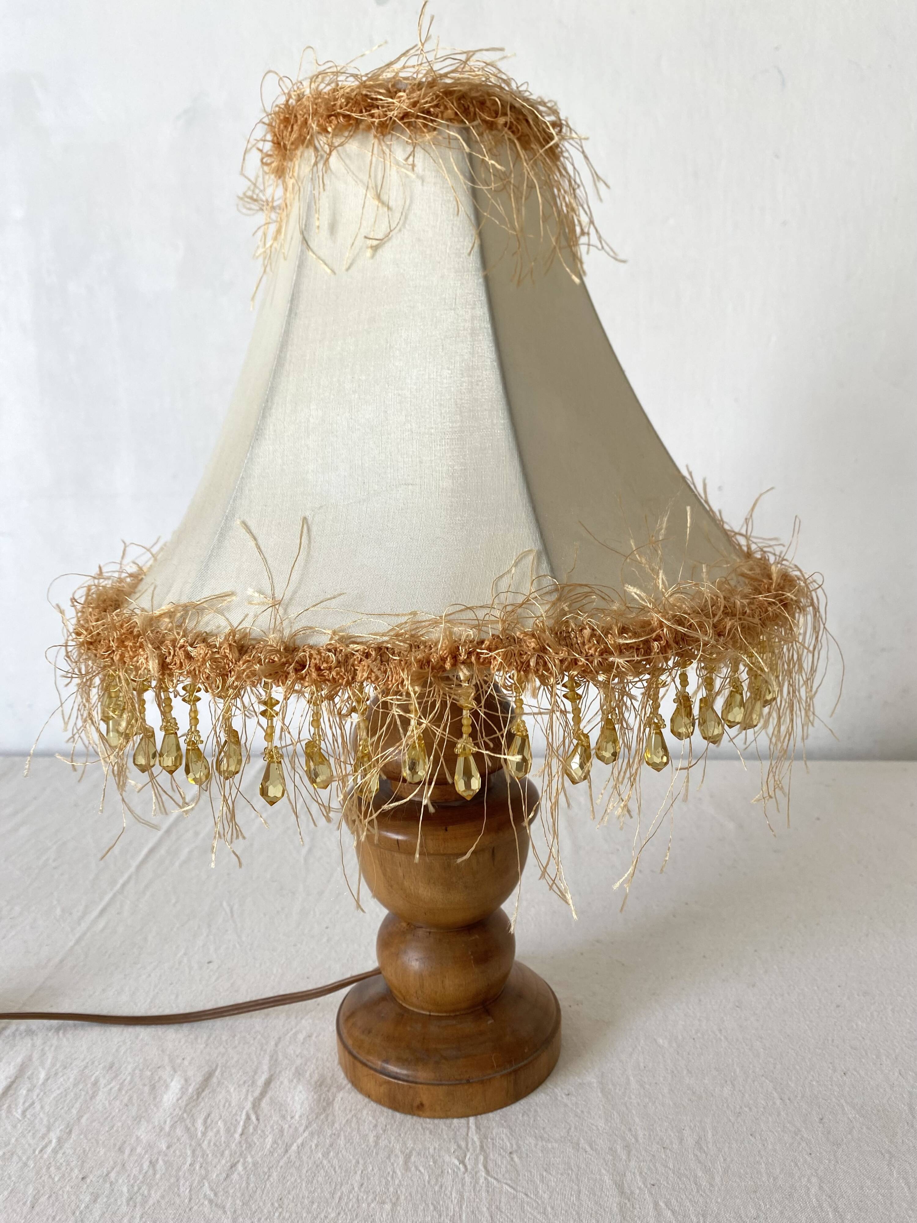 Retro wood and pearl lamp