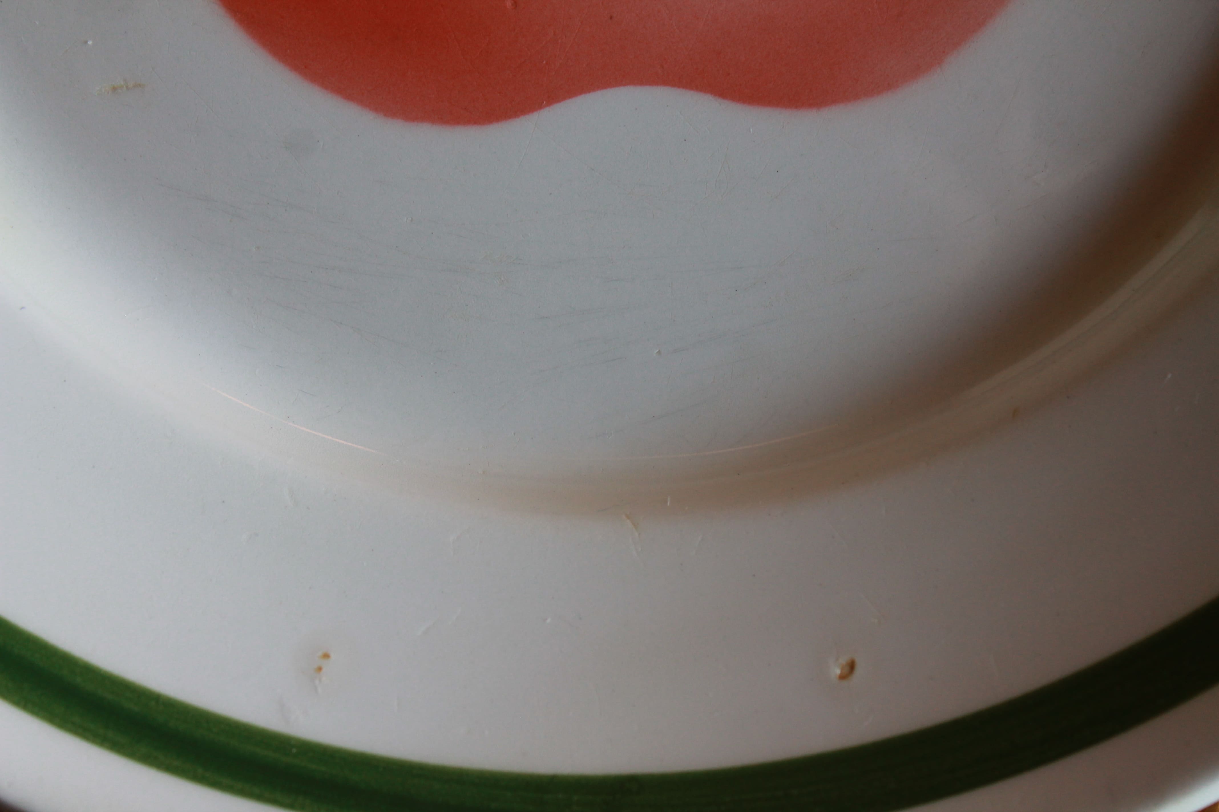 6 vintage apple plates