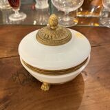 Opaline bonbonnière