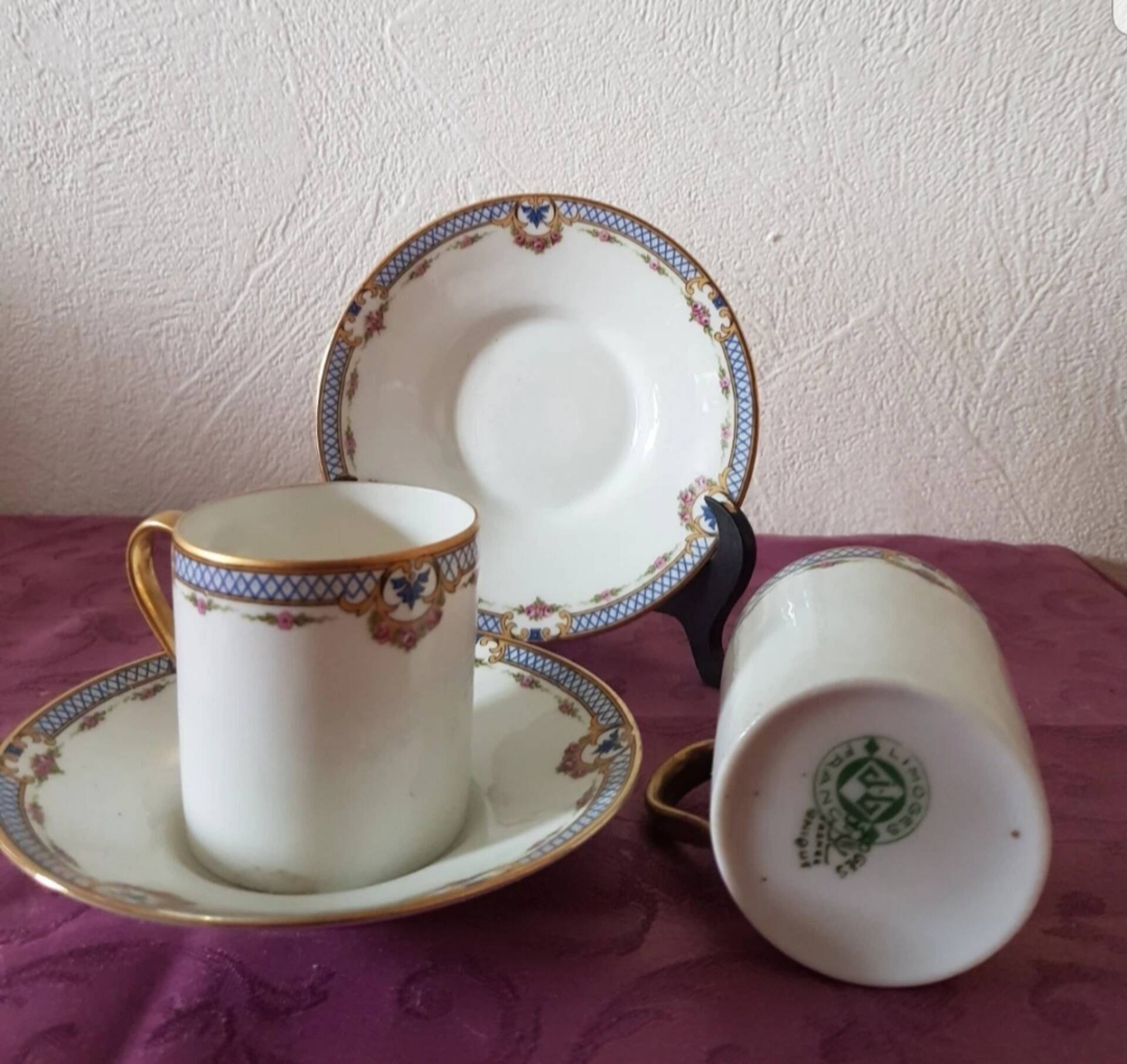 2 small cups with their saucers, Limoges