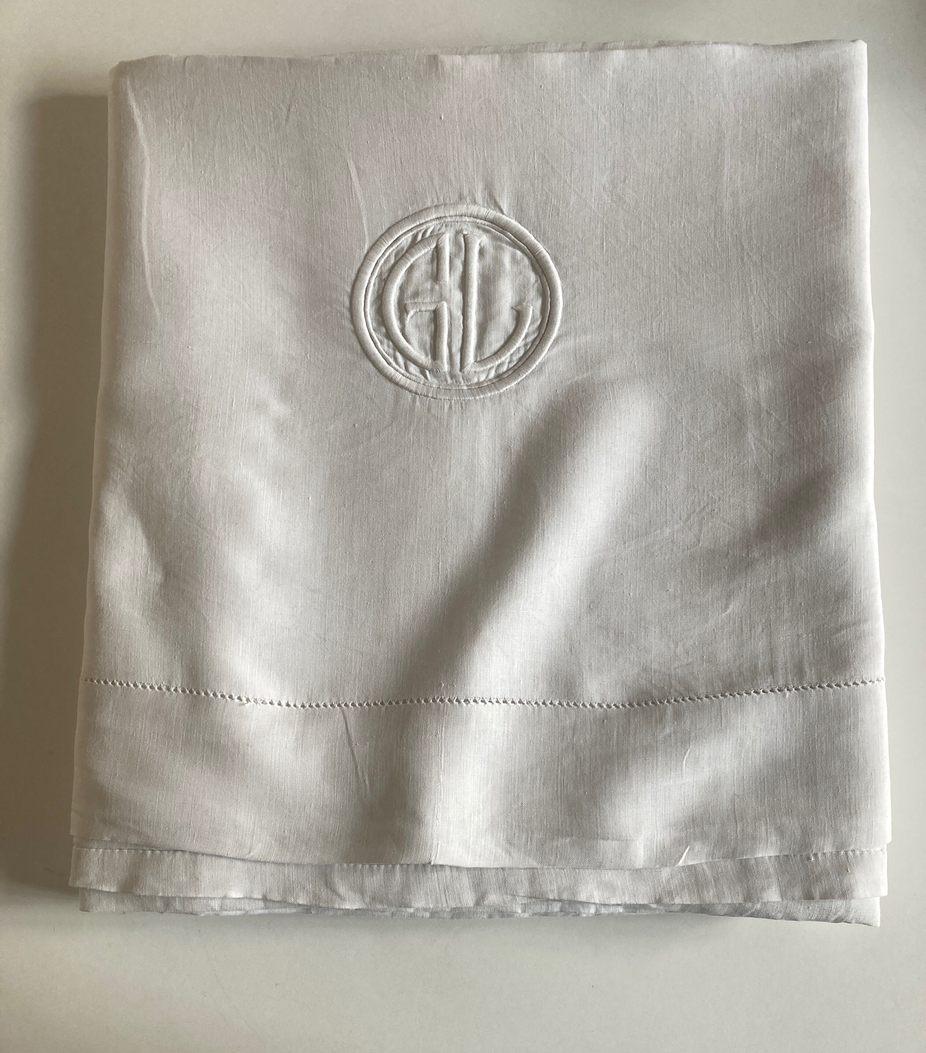 Modernist XL sheet in art deco linen thread L240