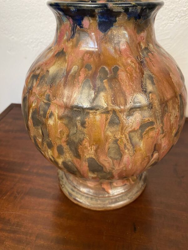 Vase en gres ceramique signé renault argent gres emaille polychrome