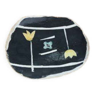 Vintage plate – Abstract decor – 1950s–60s – Handmade ceramics