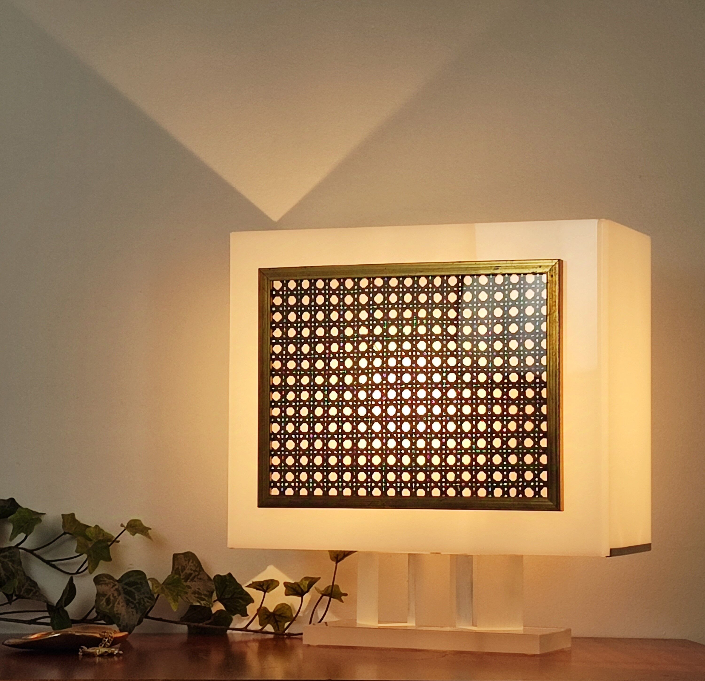 Italian lamp in plexiglass