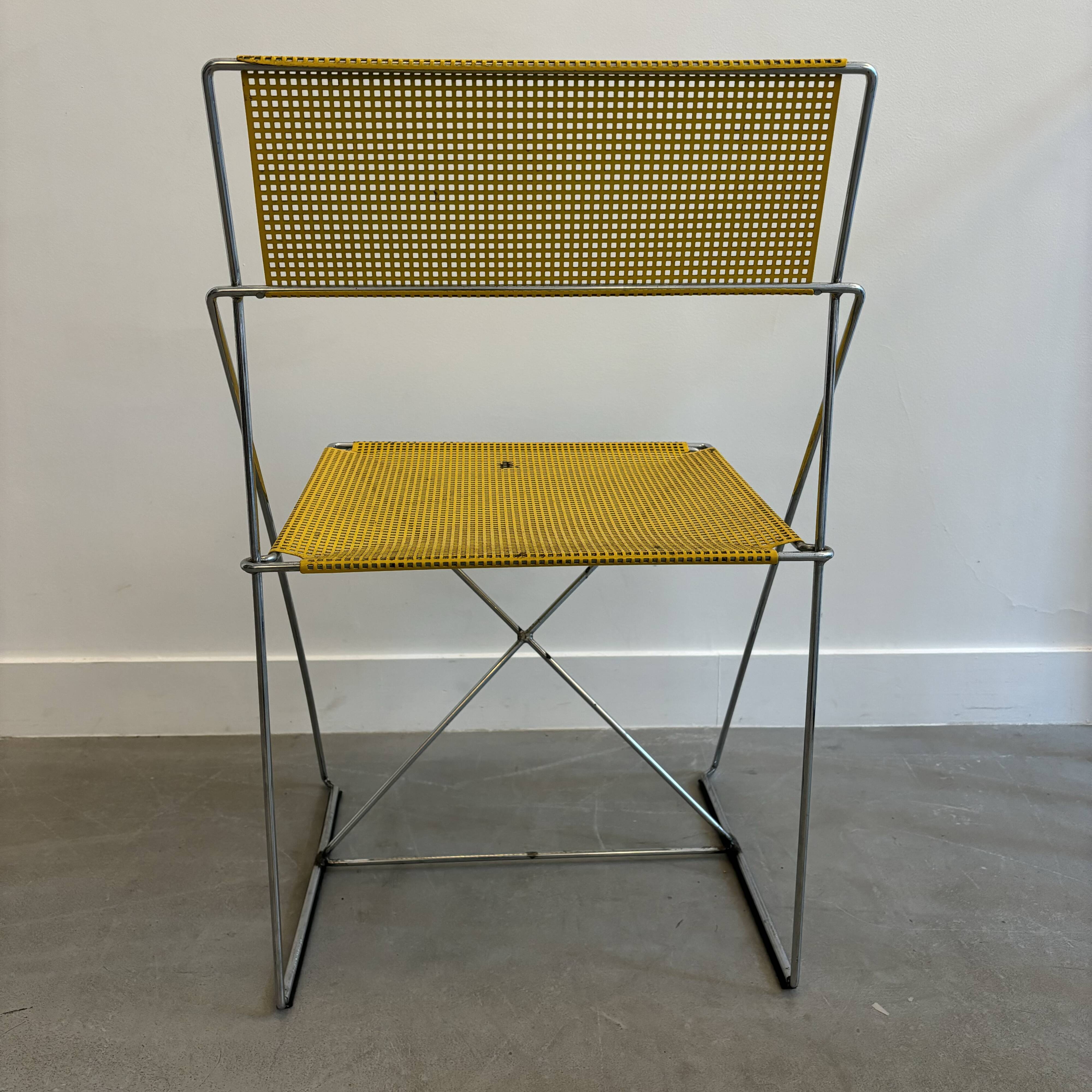 Nuova X-Line chair by Niels Jørgen Haugesen