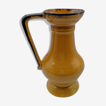 Ceramic pitcher