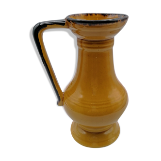 Ceramic pitcher