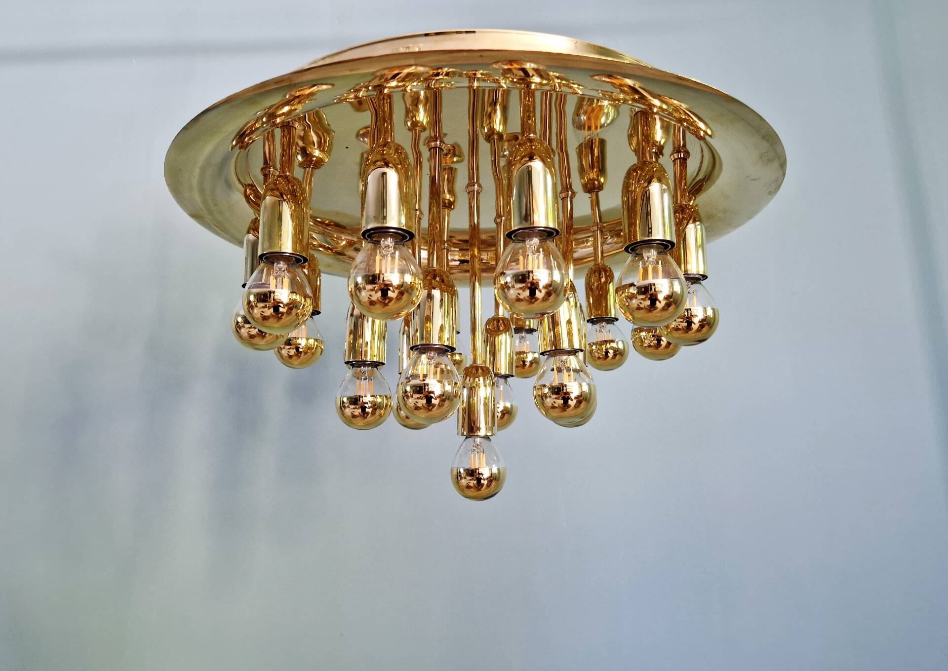 XXL Sputnik ceiling light in brass, Space Age design, 1970.
