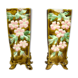Paire de vases en faïence fleuris